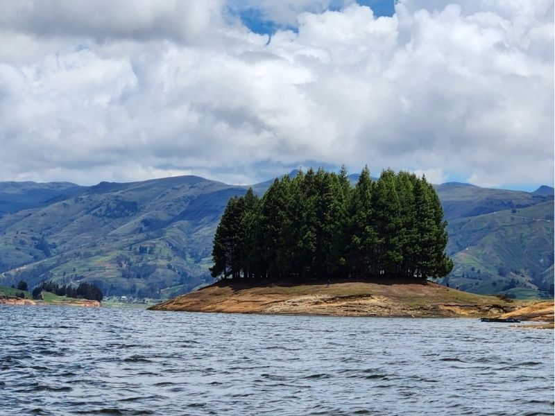 LAGUNA CORANI + INCACHACA