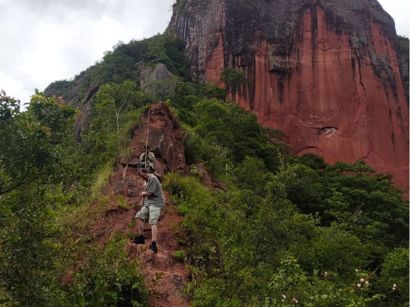 REFUGIO VOLCANES + SAMAIPATA