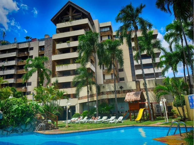 APART HOTEL TOBOROCHI SUITES 3*** (SANTA CRUZ DE LA SIERRA)